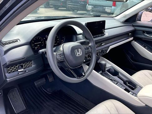 Used 2024 Honda Accord EX image 17