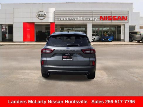 Used 2025 Ford Escape ST-Line FWD image 5