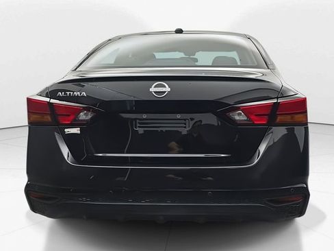Used 2025 Nissan Altima 2.5 S image 8