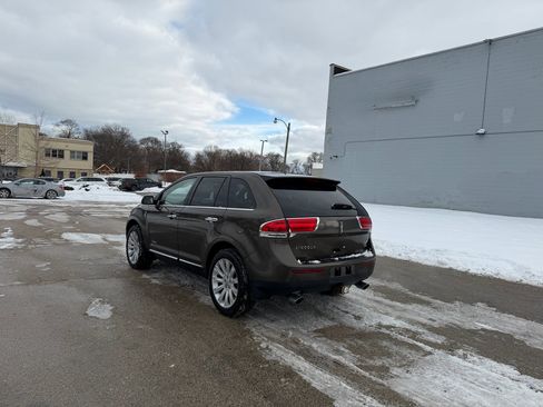 Used 2011 Lincoln MKX AWD w/ 102A Rapid Spec Order Code image 5