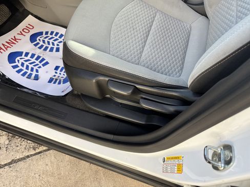 Used 2020 GMC Terrain SLE w/ LPO, Floor Liner Package image 19