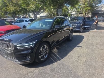 Used 2024 Genesis GV70 2.5T w/ Advanced Package