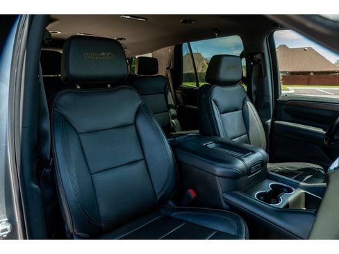 Used 2023 Chevrolet Tahoe High Country AWD/4WD image 22