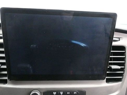 Used 2022 Ford Transit 350 XLT image 15