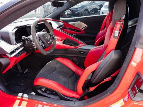 Used 2023 Chevrolet Corvette Stingray Premium Conv w/ Z51 Performance Package RWD image 12