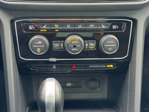 Used 2023 Volkswagen Atlas Cross Sport SE w/ Panoramic Sunroof Package image 17