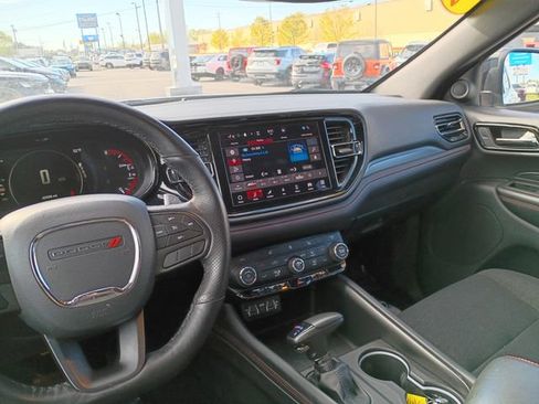 Used 2025 Dodge Durango GT AWD/4WD image 10