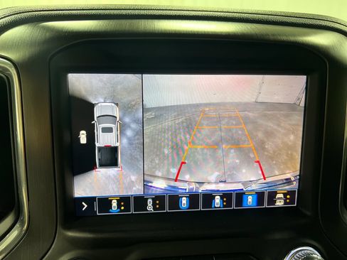 Certified 2020 GMC Sierra 1500 AT4 w/ AT4 Premium Package AWD/4WD image 25