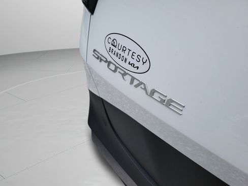 New 2026 Kia Sportage LX FWD image 30