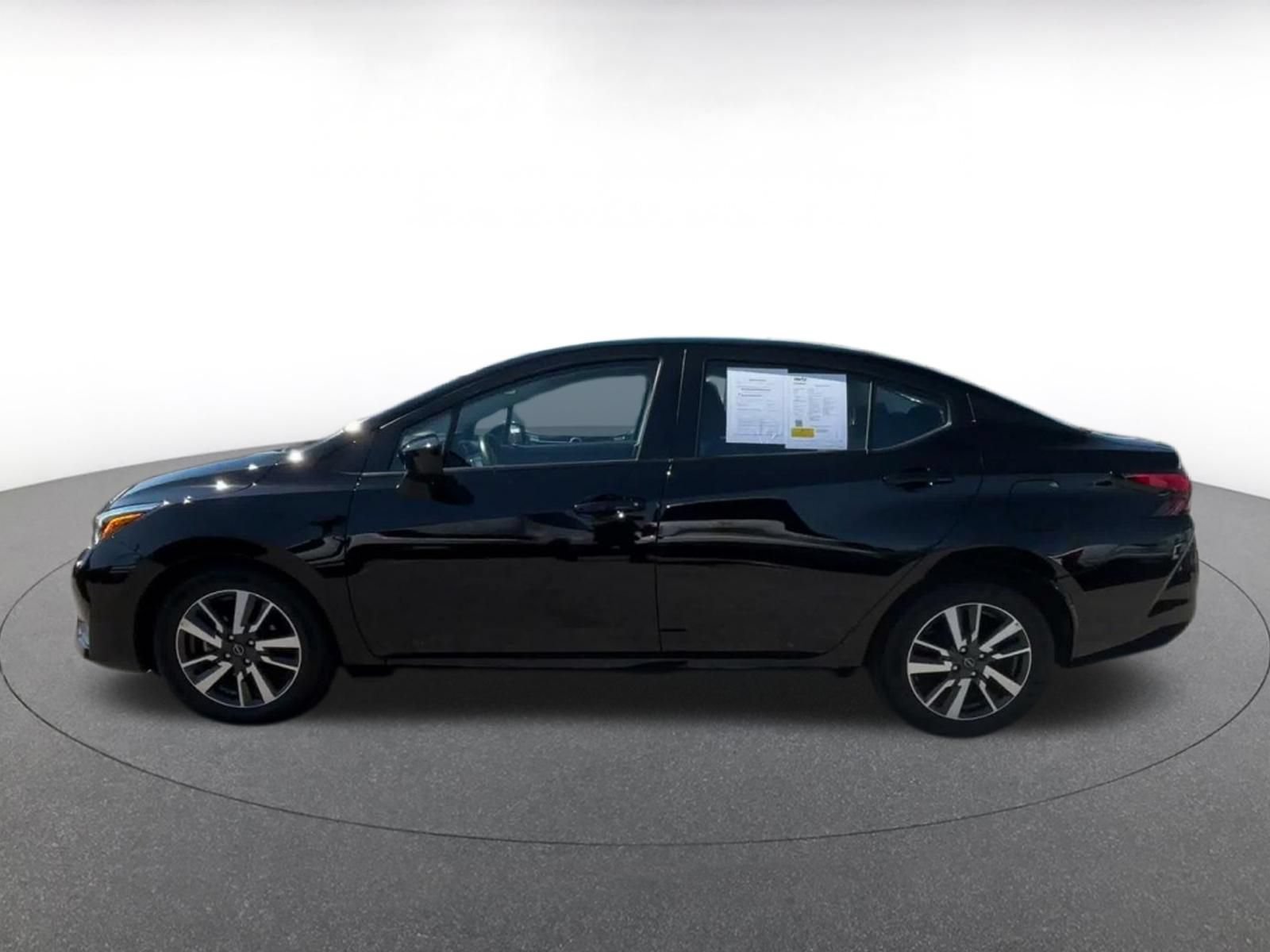 Used 2025 Nissan Versa SV FWD image 8