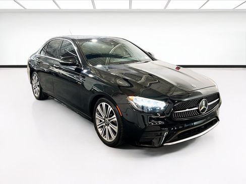 Used 2022 Mercedes-Benz E 350 Sedan image 3