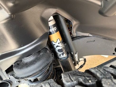 Used 2021 Jeep Wrangler Unlimited Rubicon image 14