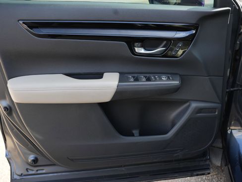 Used 2023 Honda CR-V EX-L image 13