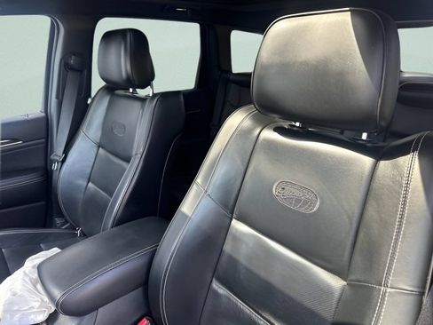 Used 2015 Jeep Grand Cherokee Overland AWD/4WD image 15