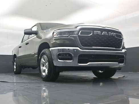 New 2026 RAM 1500 4x4 Crew Cab image 44