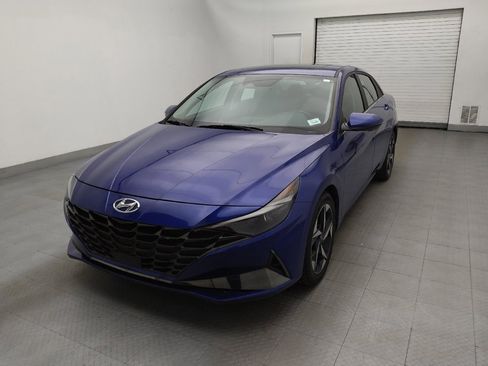 Used 2023 Hyundai Elantra Limited image 15