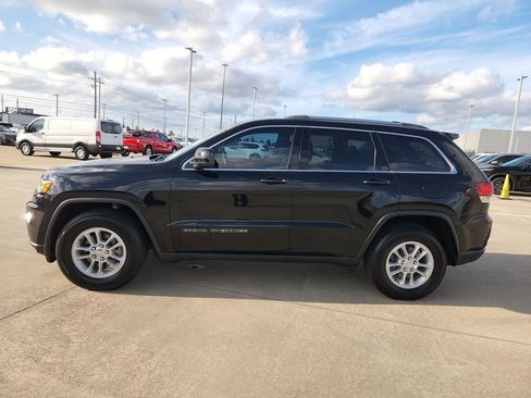 Used 2020 Jeep Grand Cherokee Laredo image 8