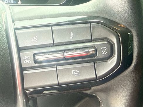 Used 2023 Chevrolet Colorado LT w/ LT Convenience Package RWD image 22