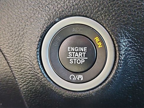 Used 2019 Dodge Challenger R/T Scat Pack w/ Plus Package image 23