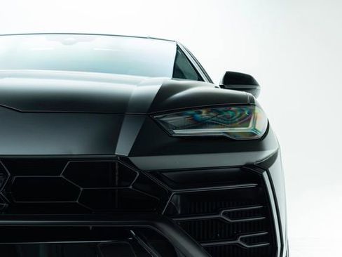 Used 2020 Lamborghini Urus image 8
