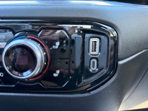 Used 2024 GMC Sierra 1500 Elevation w/ X31 Off-Road Package image 31