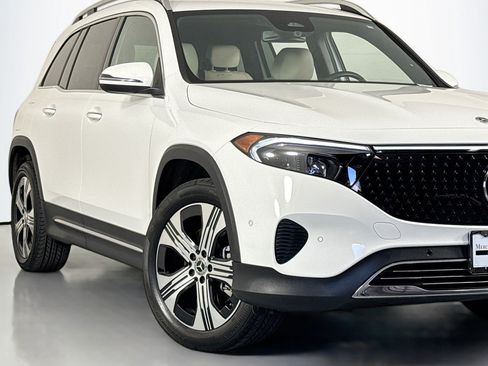 Certified 2024 Mercedes-Benz EQB 250+ image 15