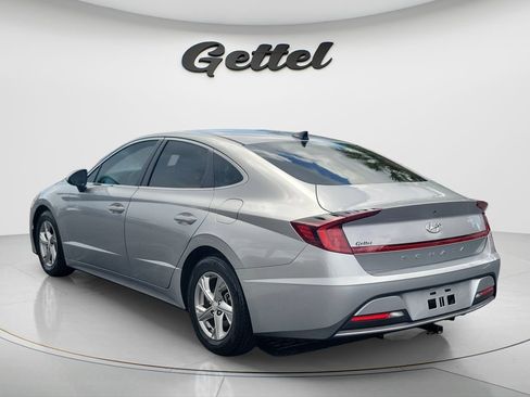 Certified 2022 Hyundai Sonata SE w/ Cargo Package FWD image 7