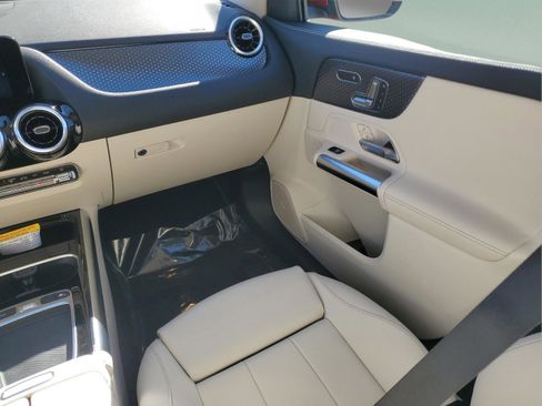 Used 2026 Mercedes-Benz GLA 250 image 13