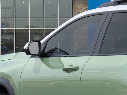 New 2026 Chevrolet Equinox ACTIV w/ Convenience Package III image 12