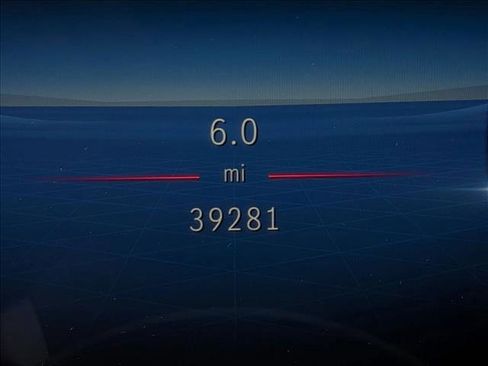 Used 2023 Mercedes-Benz C 300 C 300 image 9