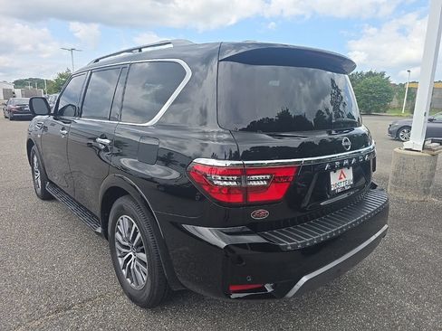 Used 2022 Nissan Armada SL w/ Captain's Chairs Package RWD image 7