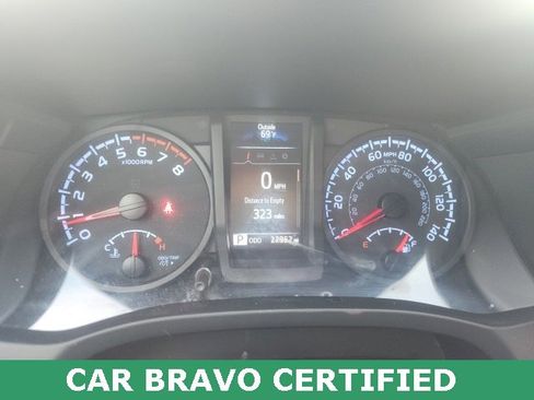 Used 2022 Toyota Tacoma SR image 31