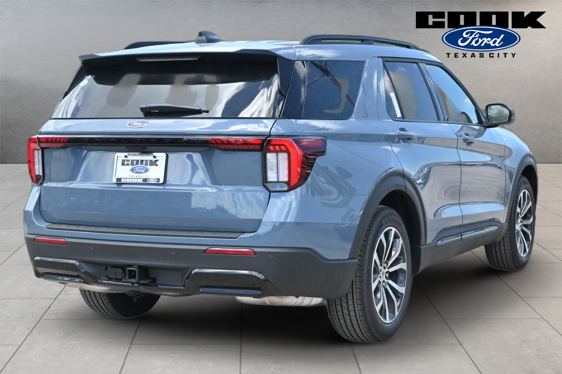 New 2026 Ford Explorer ST-Line w/ Premium Package RWD image 3