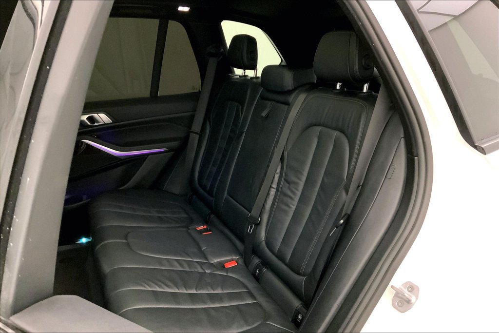 Used 2019 BMW X5 xDrive40i w/ M Sport Package AWD/4WD image 15