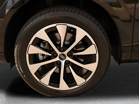 New 2026 Audi Q3 quattro 2.0T AWD/4WD image 24