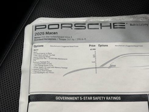 Certified 2025 Porsche Macan image 54