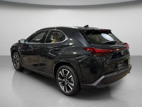 Used 2025 Lexus UX 300h AWD w/ Cold Area Package image 6