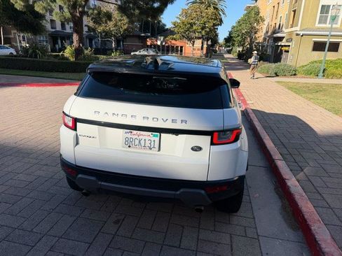 Used 2017 Land Rover Range Rover Evoque SE Premium AWD/4WD image 19
