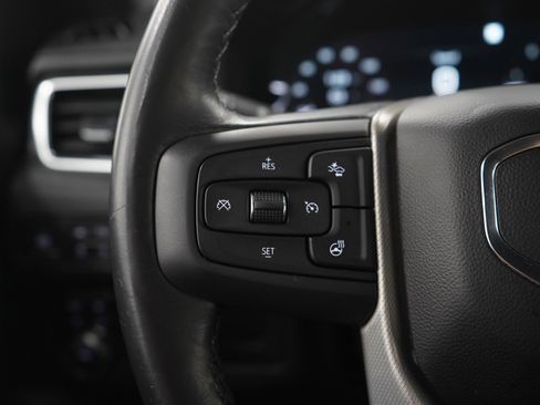 Used 2022 GMC Yukon Denali AWD/4WD image 29