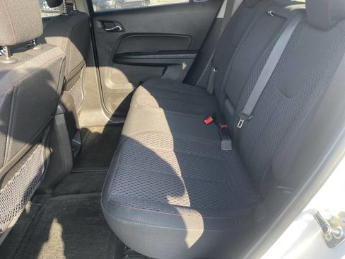 Used 2015 GMC Terrain SLE image 19