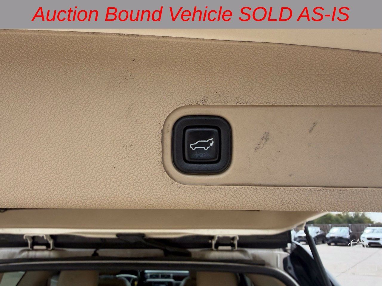 Used 2013 GMC Yukon Denali RWD image 26