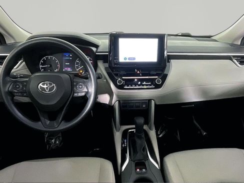 Used 2024 Toyota Corolla Cross L AWD/4WD image 7