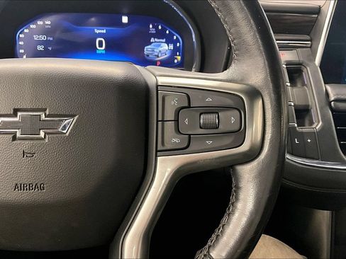 Used 2022 Chevrolet Tahoe Z71 w/ Luxury Package AWD/4WD image 18