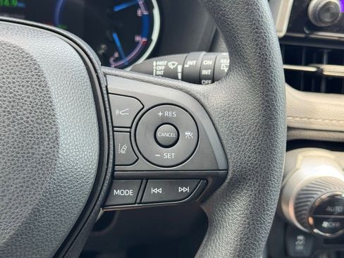 Used 2024 Toyota RAV4 XLE image 27