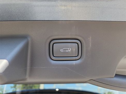 New 2025 Hyundai Ioniq 5 SEL image 9