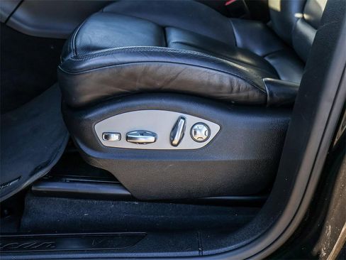 Used 2018 Porsche Macan image 27