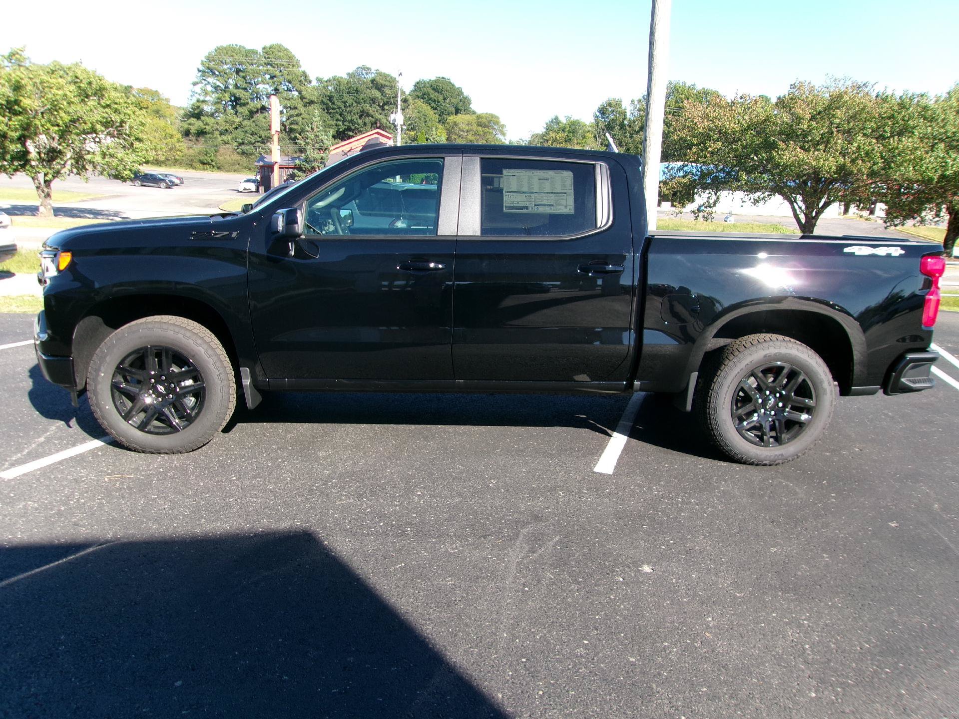 New 2026 Chevrolet Silverado 1500 RST w/ RST All Star Premium Package AWD/4WD image 7