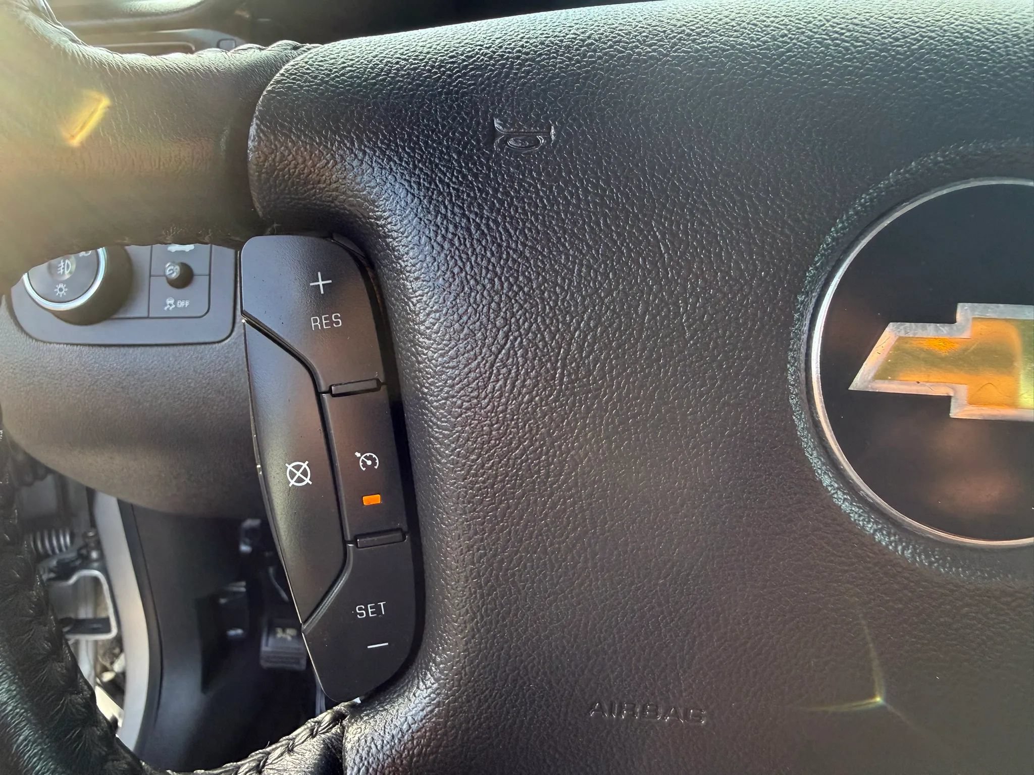 Used 2013 Chevrolet Impala LTZ FWD image 23