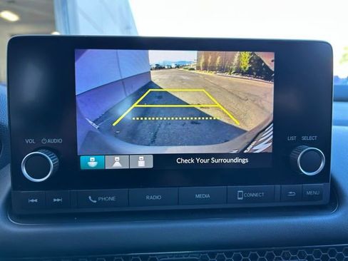 Used 2025 Honda HR-V LX image 32