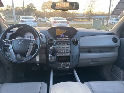 Used 2013 Honda Pilot Touring image 10